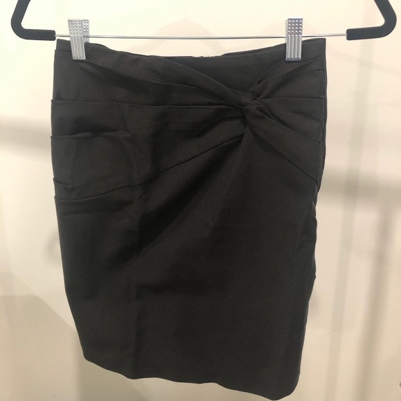 H&M Black Pencil Skirt size 6 - Picture 1 of 9